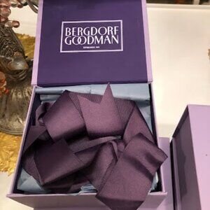 Bergdorf Goodman Small Purple  MagneticGift Box Size 6" L x 4" W x 5" H
